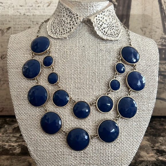 Elegant Blue Statement Necklace EUC - Picture 2 of 9